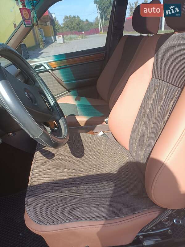 Седан Mercedes-Benz E-Class 1990 в Ковелі
