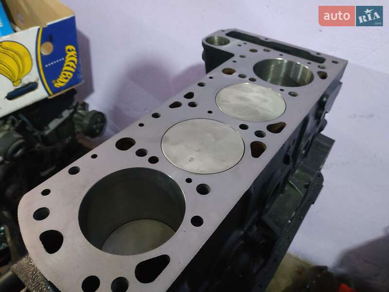 Седан Mercedes-Benz E-Class 1980 в Києві