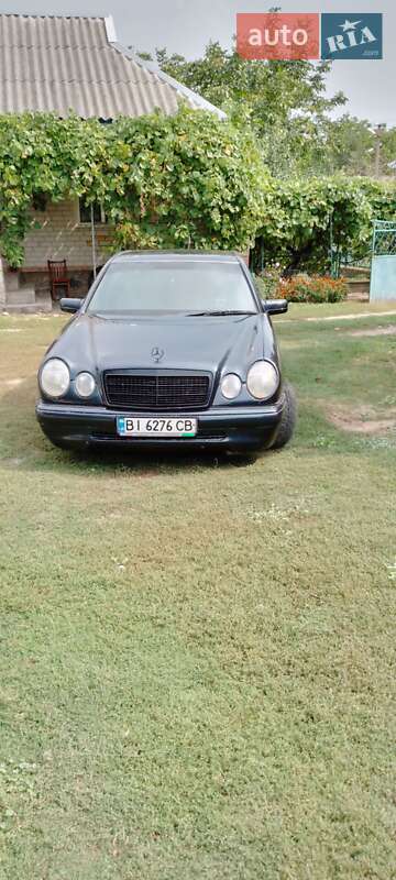 Mercedes-Benz E-Class 1996