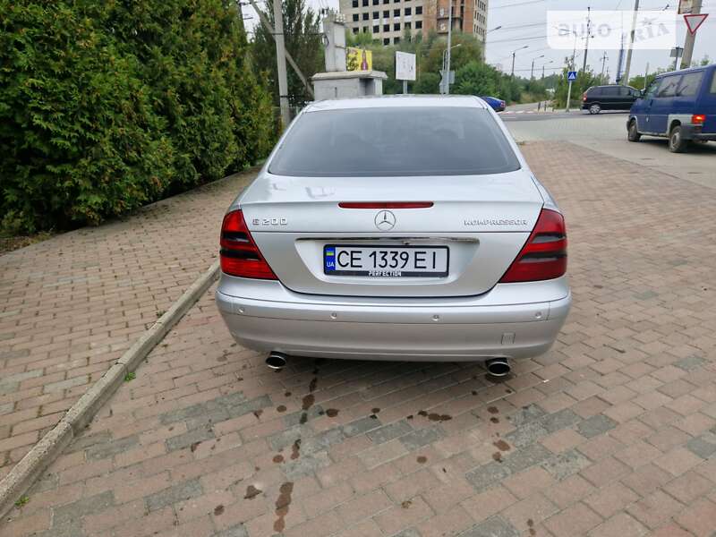 Седан Mercedes-Benz E-Class 2004 в Чернівцях