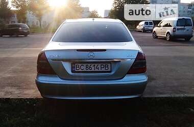 Седан Mercedes-Benz E-Class 2006 в Сокалі