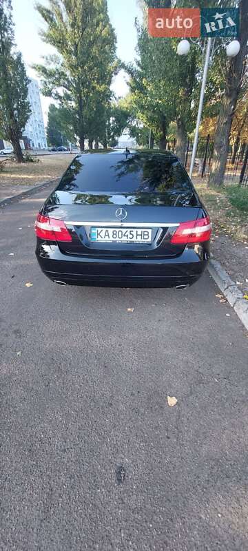Седан Mercedes-Benz E-Class 2011 в Черкасах