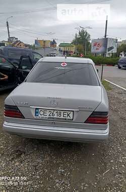 Седан Mercedes-Benz E-Class 1993 в Черновцах