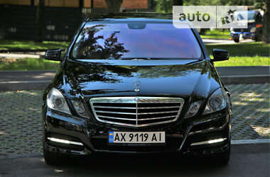 Седан Mercedes-Benz E-Class 2012 в Харкові