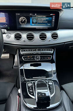 Седан Mercedes-Benz E-Class 2016 в 