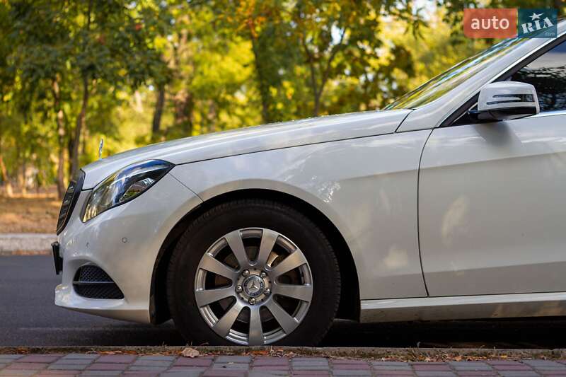 Універсал Mercedes-Benz E-Class 2013 в Одесі