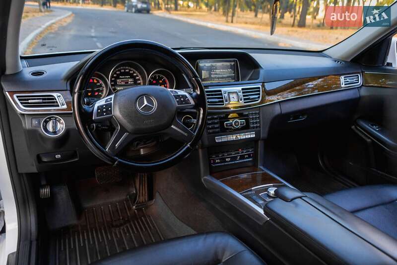 Універсал Mercedes-Benz E-Class 2013 в Одесі