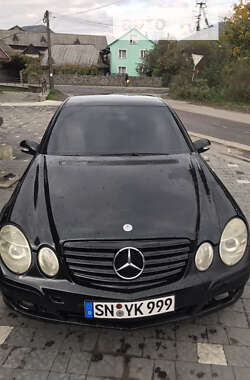 Седан Mercedes-Benz E-Class 2004 в Межгорье