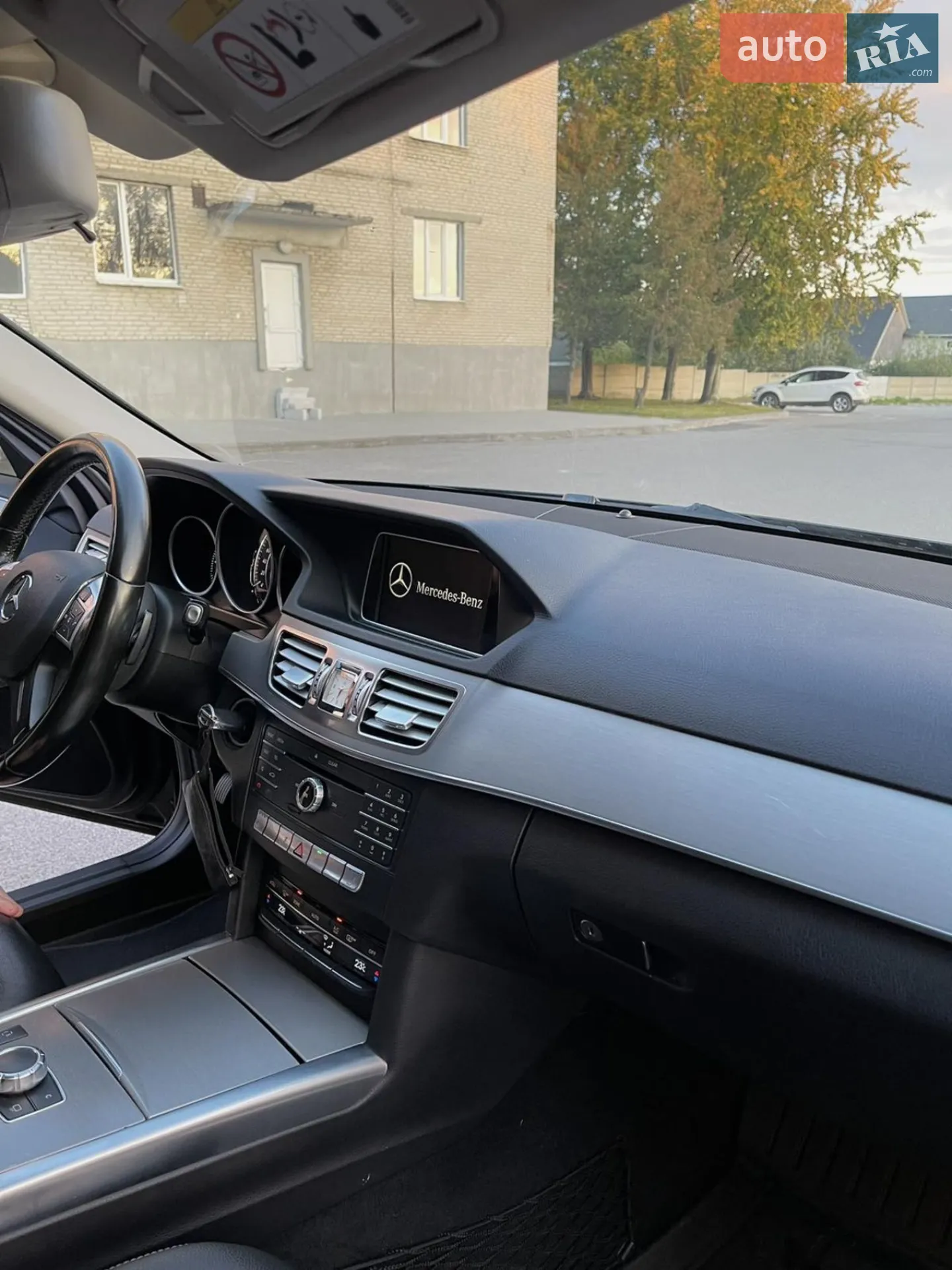 2015 Mercedes-Benz E-klasse - мініатюра 51