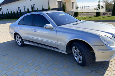 Седан Mercedes-Benz E-Class 2002 в Виноградове