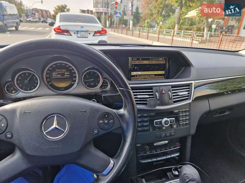 Універсал Mercedes-Benz E-Class 2011 в Києві