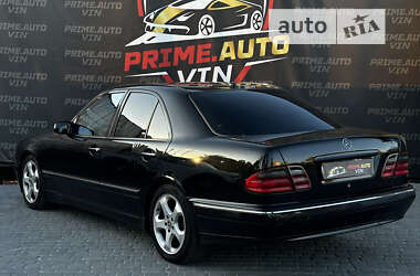 Седан Mercedes-Benz E-Class 2001 в 