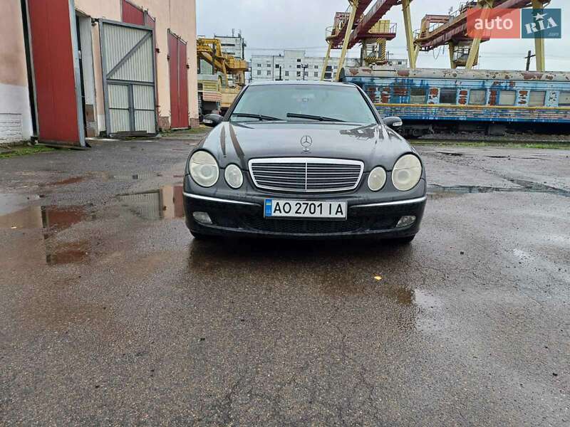 Mercedes-Benz E-Class 2003