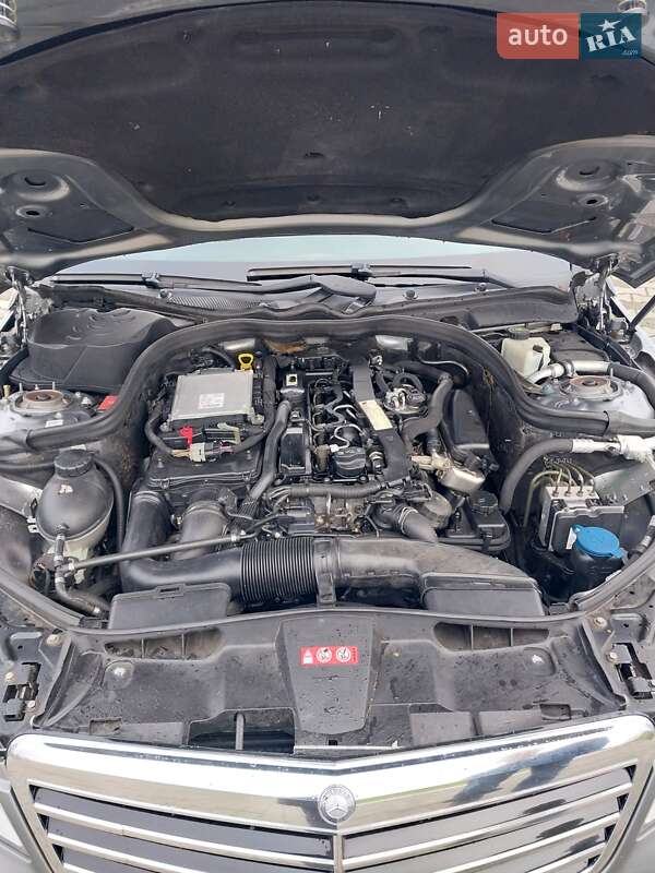 Седан Mercedes-Benz E-Class 2012 в Ковелі