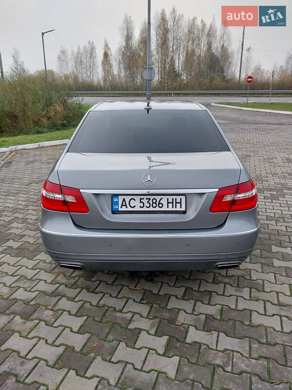 Седан Mercedes-Benz E-Class 2012 в Ковелі