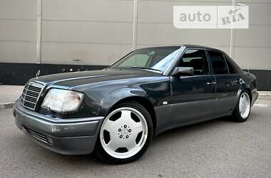 Седан Mercedes-Benz E-Class 1994 в 