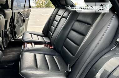 Седан Mercedes-Benz E-Class 1994 в 