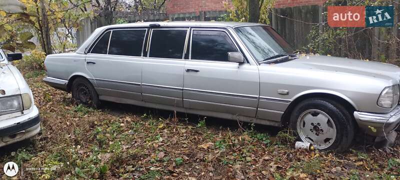 Mercedes-Benz E-Class 1980
