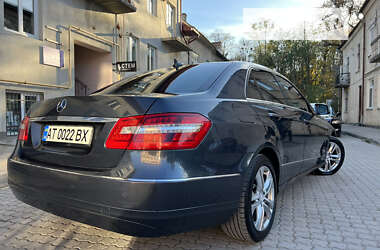 Седан Mercedes-Benz E-Class 2011 в 