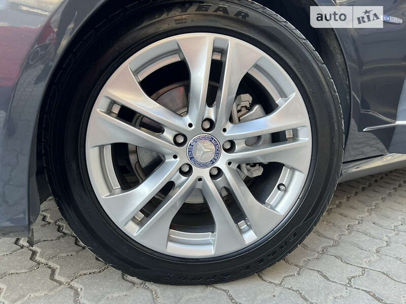 Седан Mercedes-Benz E-Class 2011 в Тлумаче фото 14 Седан Mercedes-Benz E-Class 2011 в Тлумаче
