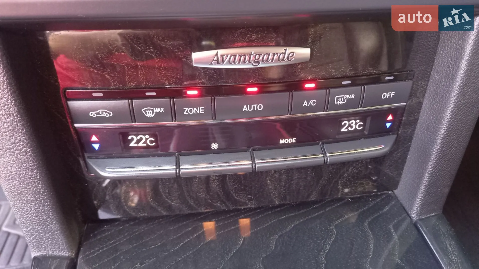 2012 Mercedes-Benz E-klasse - мініатюра 20
