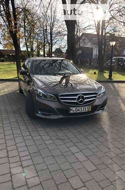 Седан Mercedes-Benz E-Class 2014 в Калуше