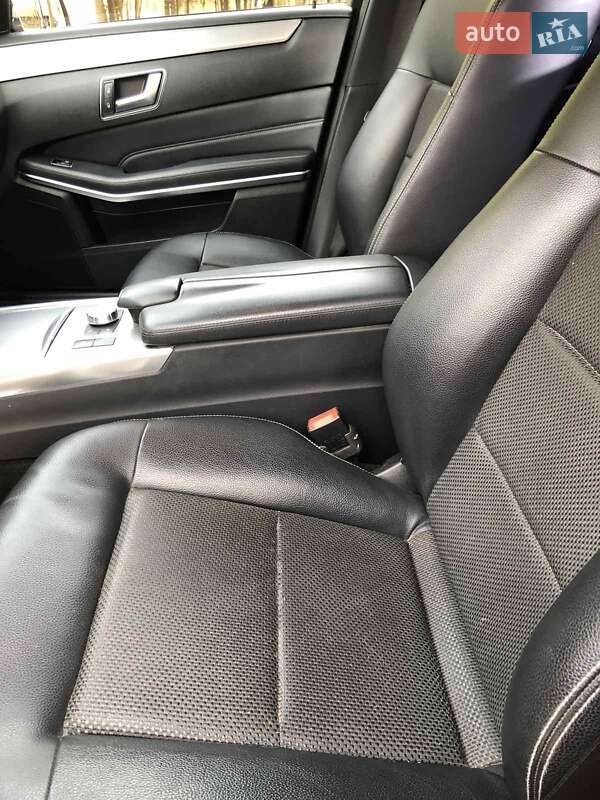 Седан Mercedes-Benz E-Class 2014 в Калуші