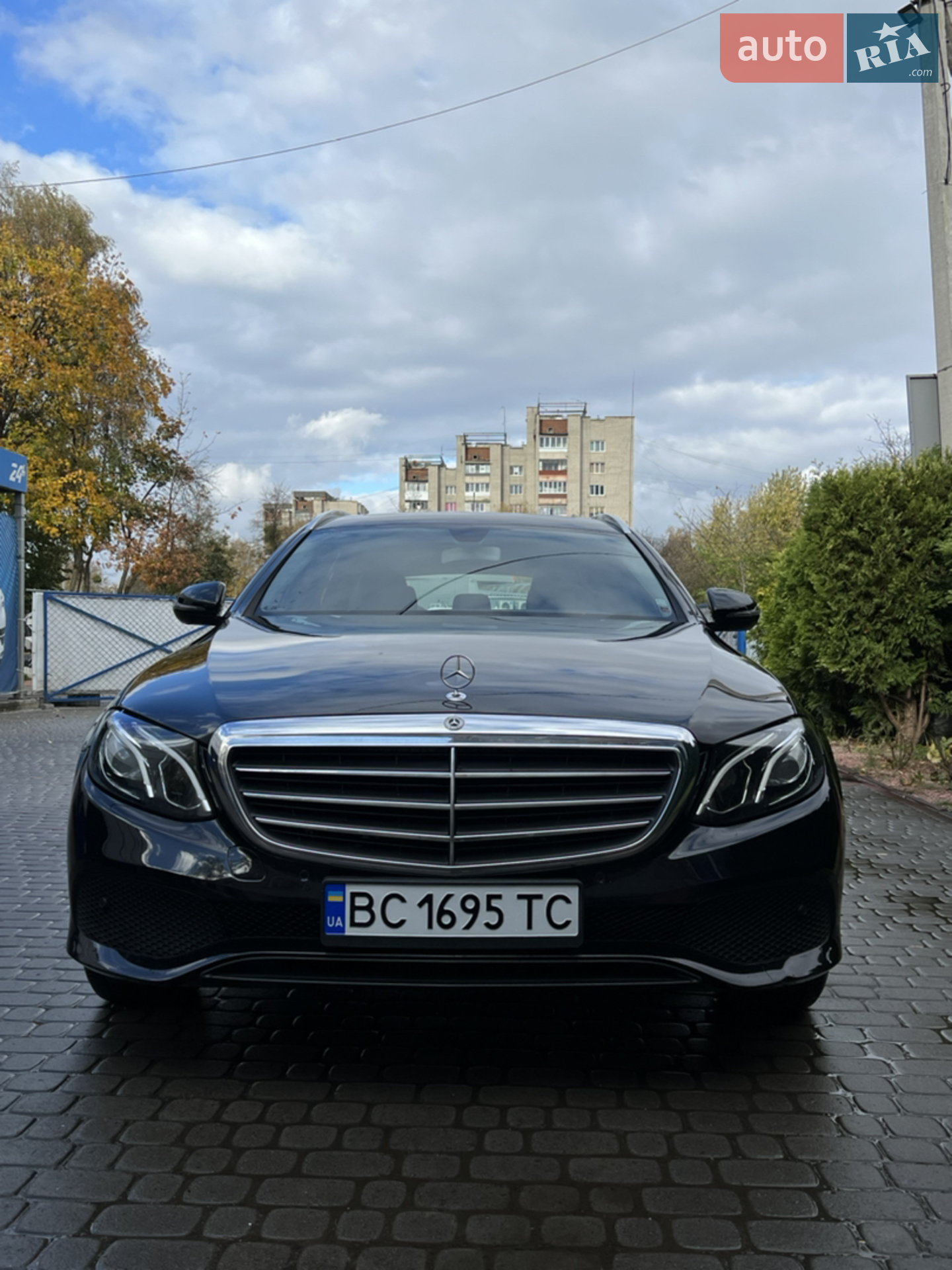 2016 Mercedes-Benz E-klasse - фото 1