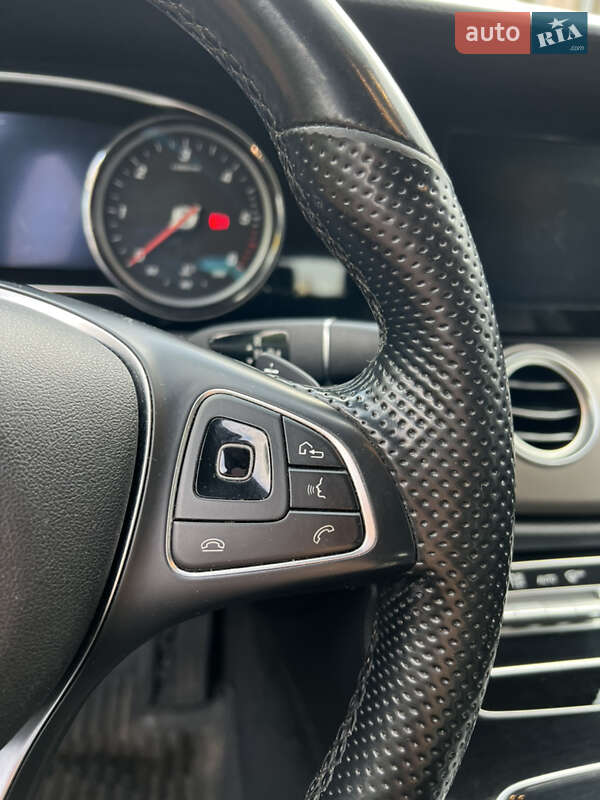 Универсал Mercedes-Benz E-Class 2016 в Львове