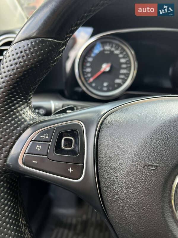 Универсал Mercedes-Benz E-Class 2016 в Львове