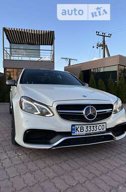 Седан Mercedes-Benz E-Class 2014 в Виннице