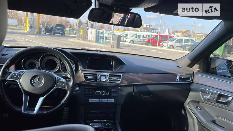 Седан Mercedes-Benz E-Class 2015 в Днепре