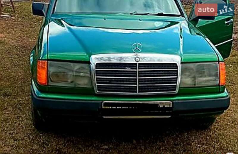 Mercedes-Benz E-Class 1987