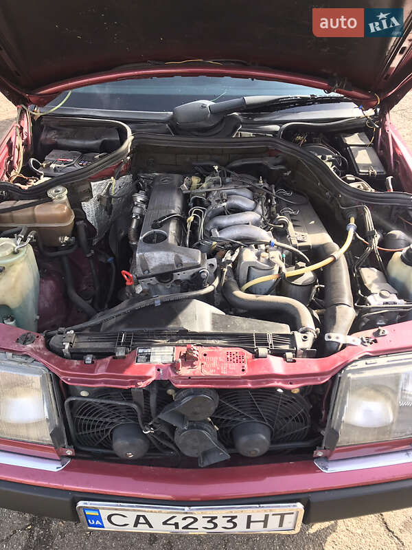 Універсал Mercedes-Benz E-Class 1995 в Смілі