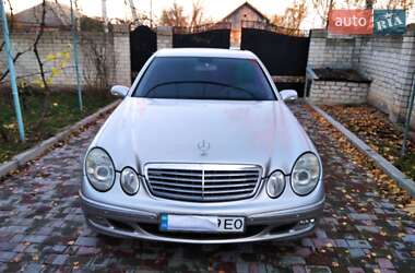 Седан Mercedes-Benz E-Class 2003 в Александрие