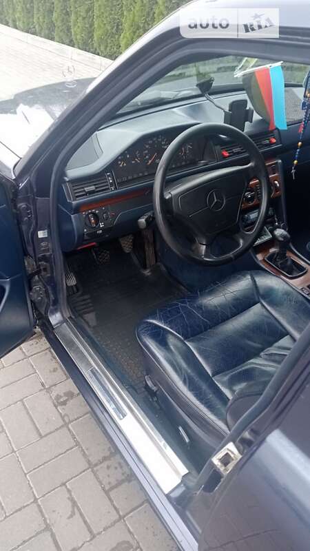 Седан Mercedes-Benz E-Class 1994 в Рогатині