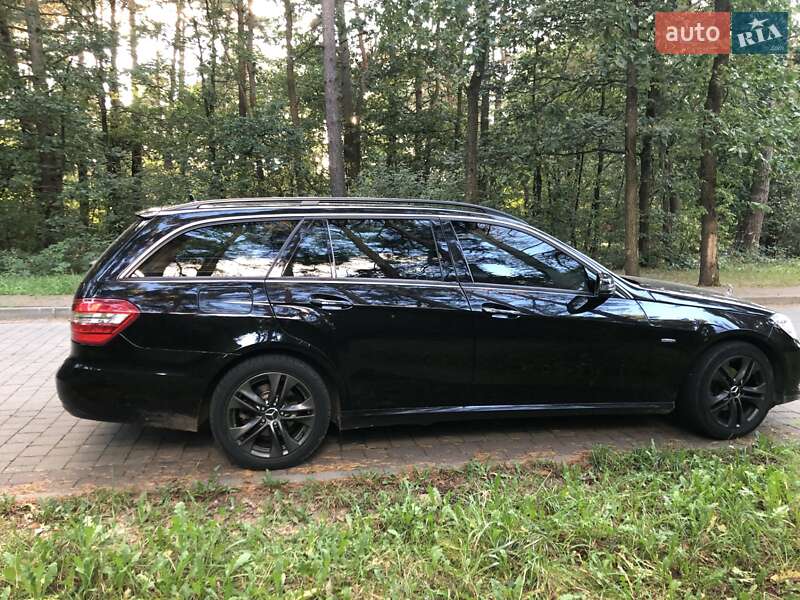 Универсал Mercedes-Benz E-Class 2010 в Львове фото 12 Универсал Mercedes-Benz E-Class 2010 в Львове