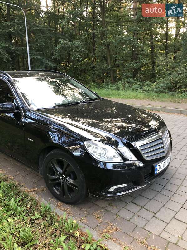 Универсал Mercedes-Benz E-Class 2010 в Львове фото 14 Универсал Mercedes-Benz E-Class 2010 в Львове