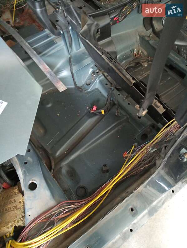 Седан Mercedes-Benz E-Class 2000 в Звягеле