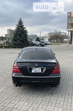 Седан Mercedes-Benz E-Class 2005 в 