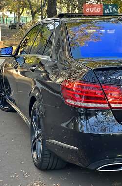 Седан Mercedes-Benz E-Class 2013 в 