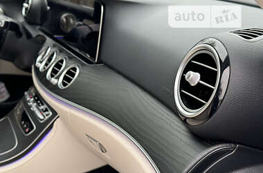 Седан Mercedes-Benz E-Class 2021 в 