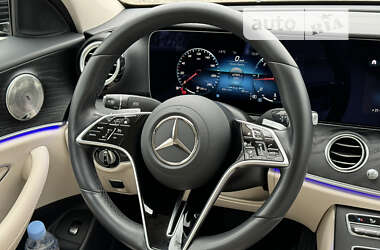 Седан Mercedes-Benz E-Class 2021 в 