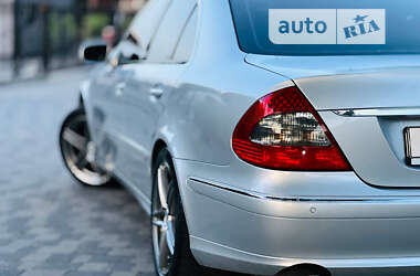 Седан Mercedes-Benz E-Class 2007 в 