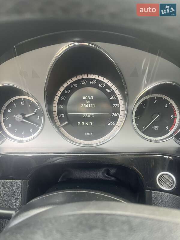 Универсал Mercedes-Benz E-Class 2011 в Межгорье