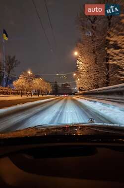 Седан Mercedes-Benz E-Class 2016 в Львове