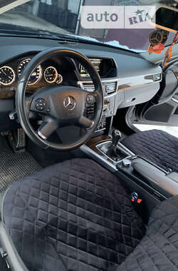 Седан Mercedes-Benz E-Class 2012 в 