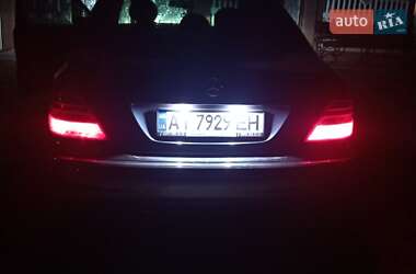 Седан Mercedes-Benz E-Class 2003 в 