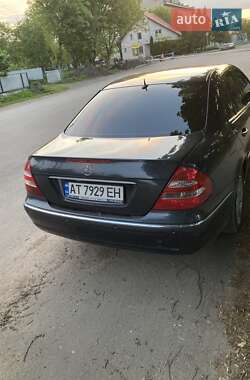 Седан Mercedes-Benz E-Class 2003 в Городенке