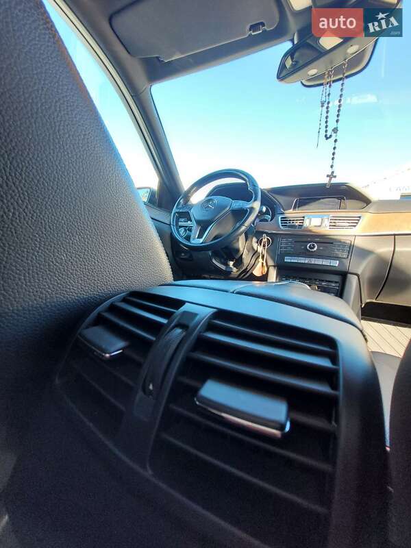 Універсал Mercedes-Benz E-Class 2016 в Долині фото 14 Універсал Mercedes-Benz E-Class 2016 в Долині